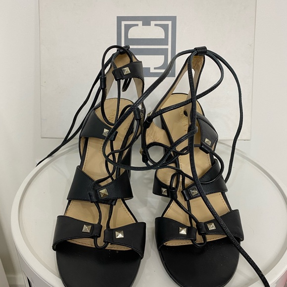 Ivanka Trump leather strap sandals size 6.5 - Picture 3 of 6